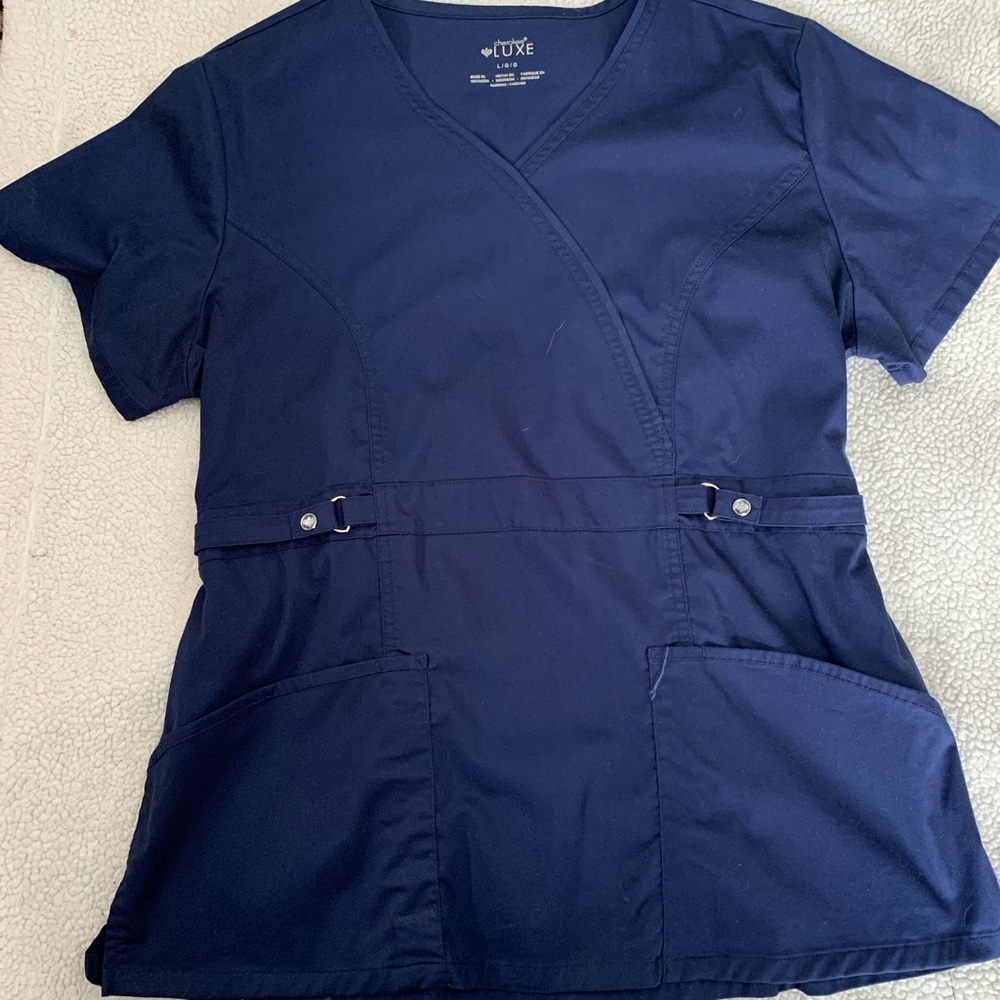 Cherokee Women’s scrub top Large